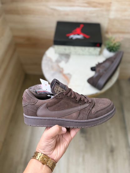 AIR JORDAN X TRAVIS SCOTT 1 LOW OG SP ‘VELVET BROWN