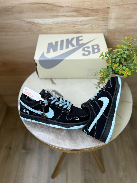 NIKE SB DUNK STUSSY BLACK 2025
