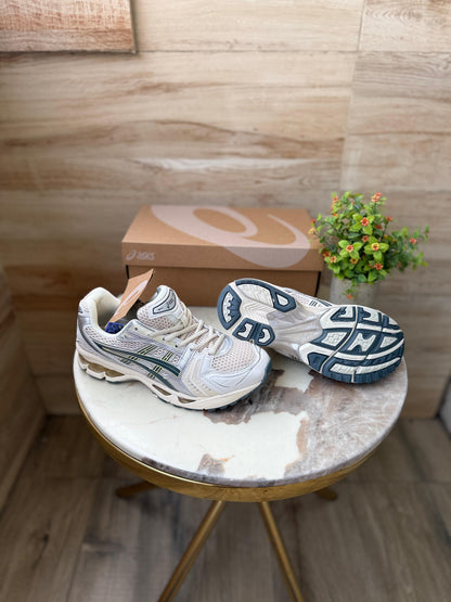 ASICS GEL KAYANO 14 WHITE BLACK