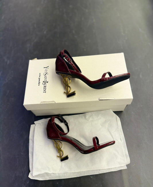 YSL SIGNATURE STRINGS WINE HEELS