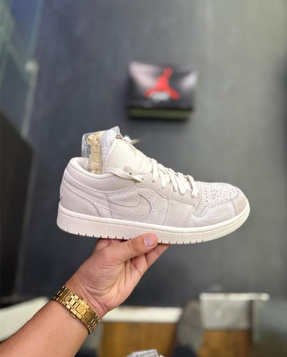 AIR JORDAN 1 LOW SE CRAFT PALE IVORY