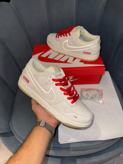 NIKE SB DUNK SUPREME WHITE RED RADIUM