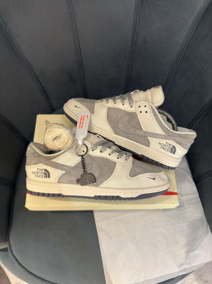 NIKE SB DUNK X NORTH FACE OG GREY