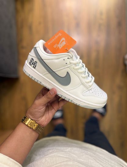 NIKE SB DUNK SUPREME 84 OG GREY