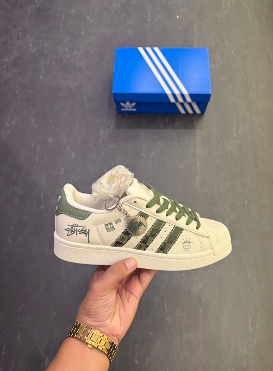 ADIDAS ORIGINAL SUPERSTAR STUSSY