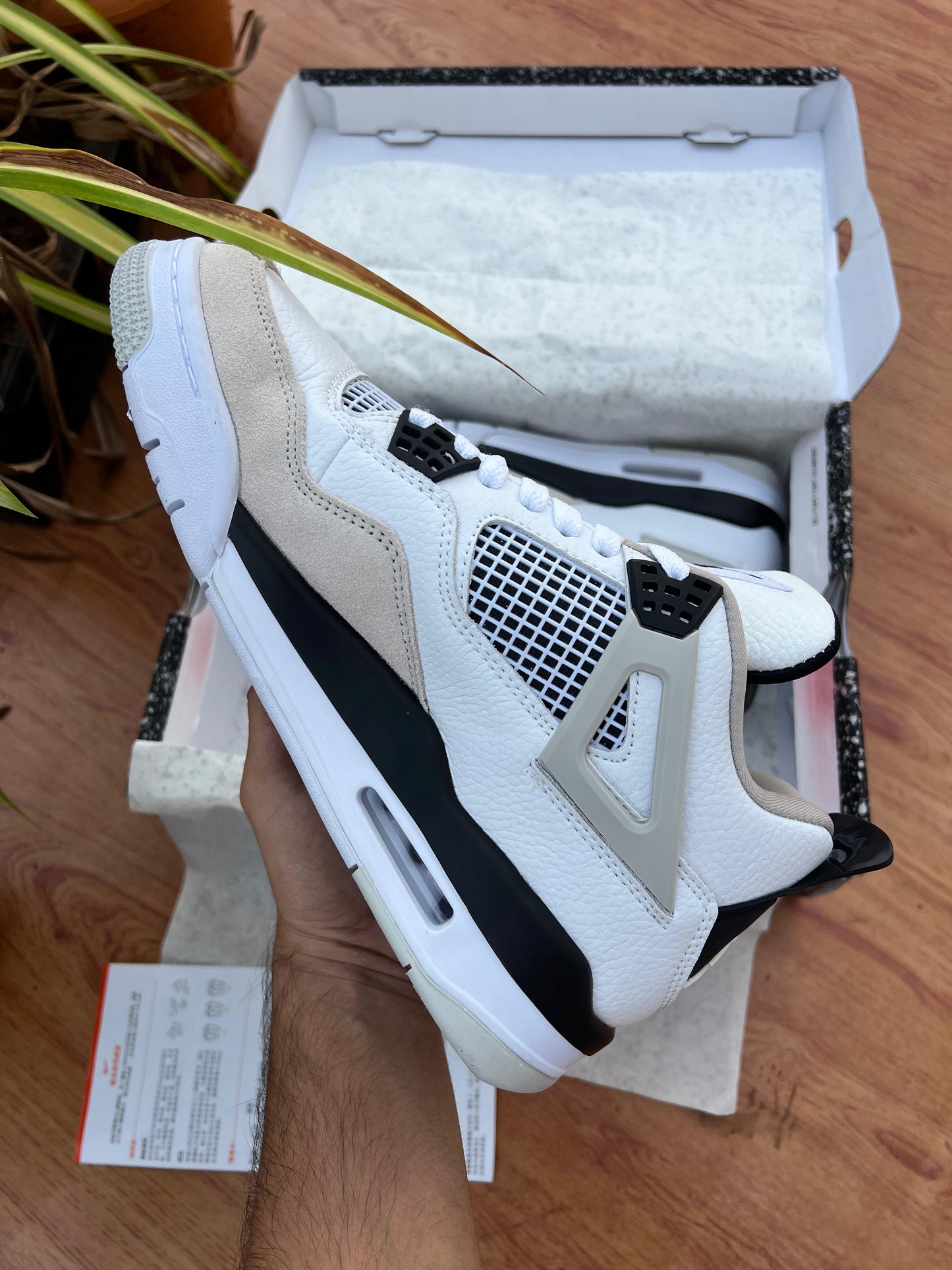 AIR JORDAN RETRO 4  MILITARY BLACK SEMI UA