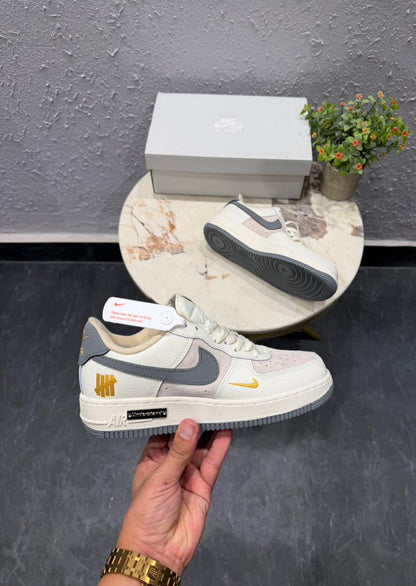 NIKE AIRFORCE CUSTOM BEIGE UNDERSTAND UNDEFEATED 2025