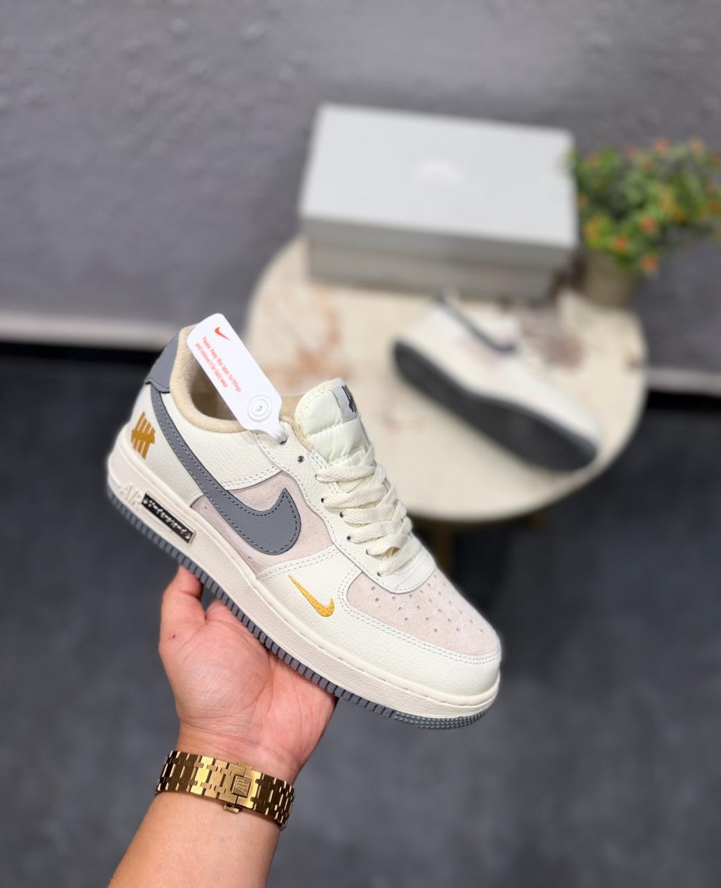 NIKE AIRFORCE CUSTOM BEIGE UNDERSTAND UNDEFEATED 2025