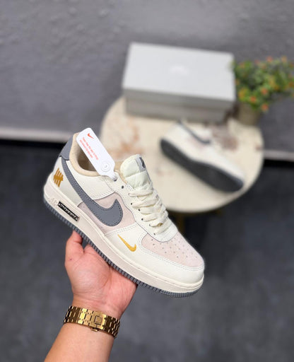 NIKE AIRFORCE CUSTOM BEIGE UNDERSTAND UNDEFEATED 2025