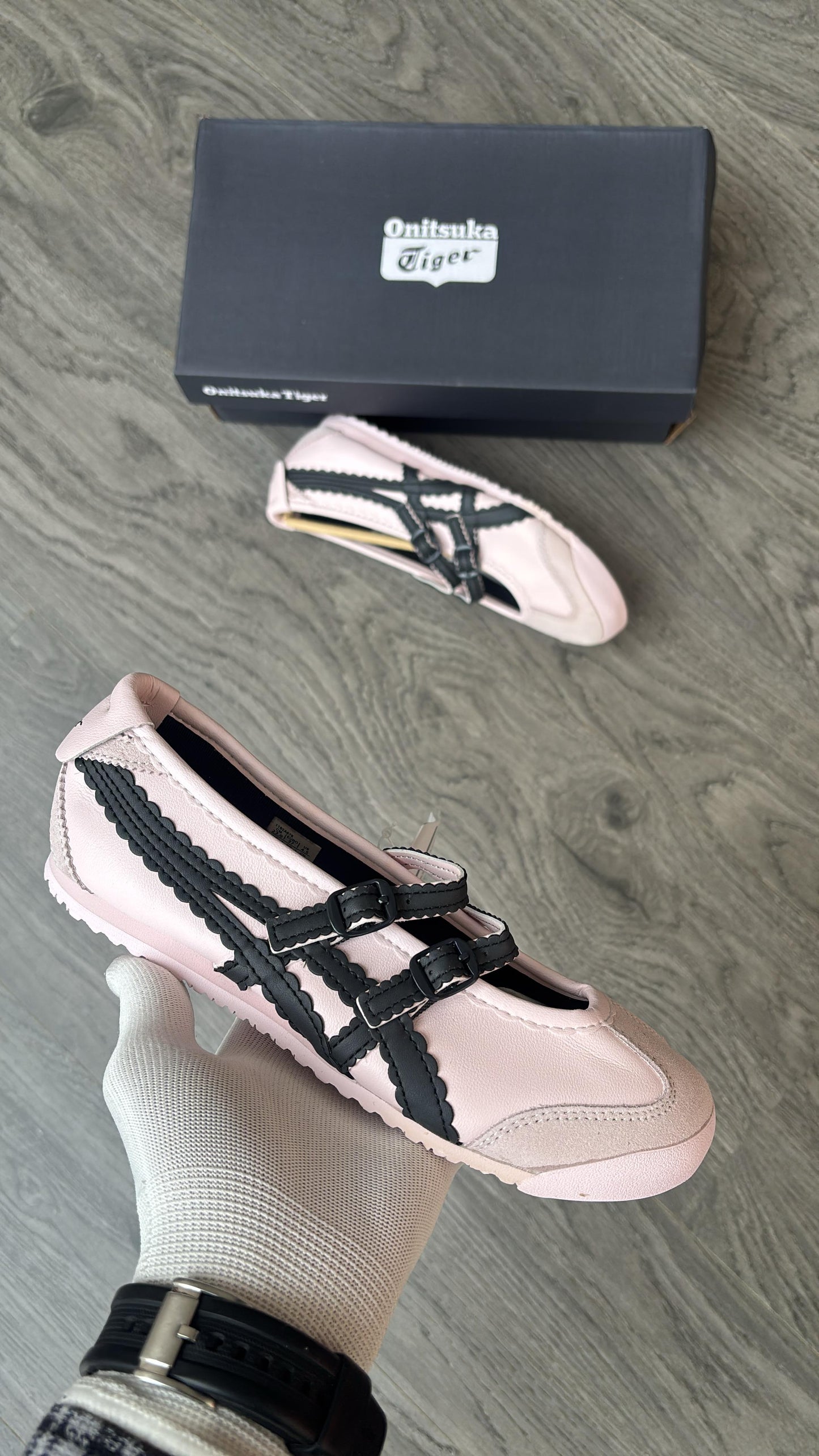 ONITSUKA TIGER MEXICO 66 BELLY GIRLS