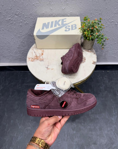 NIKE SB DUNK SUPREME 2025 BURGUNDY