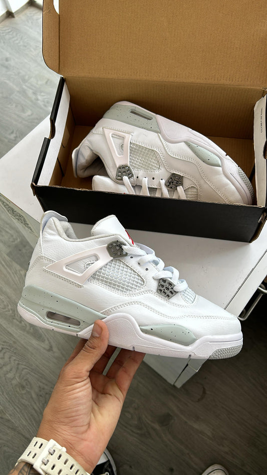 AIR JORDAN RETRO 4