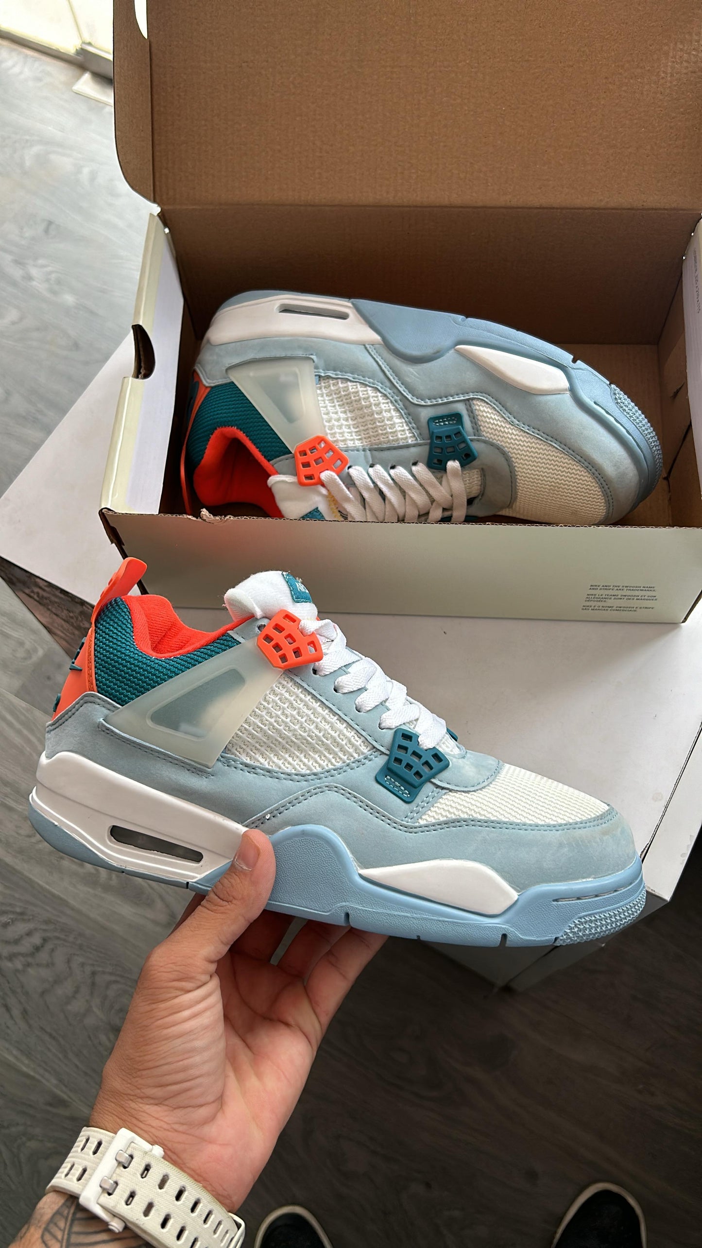 AIR JORDAN RETRO 4