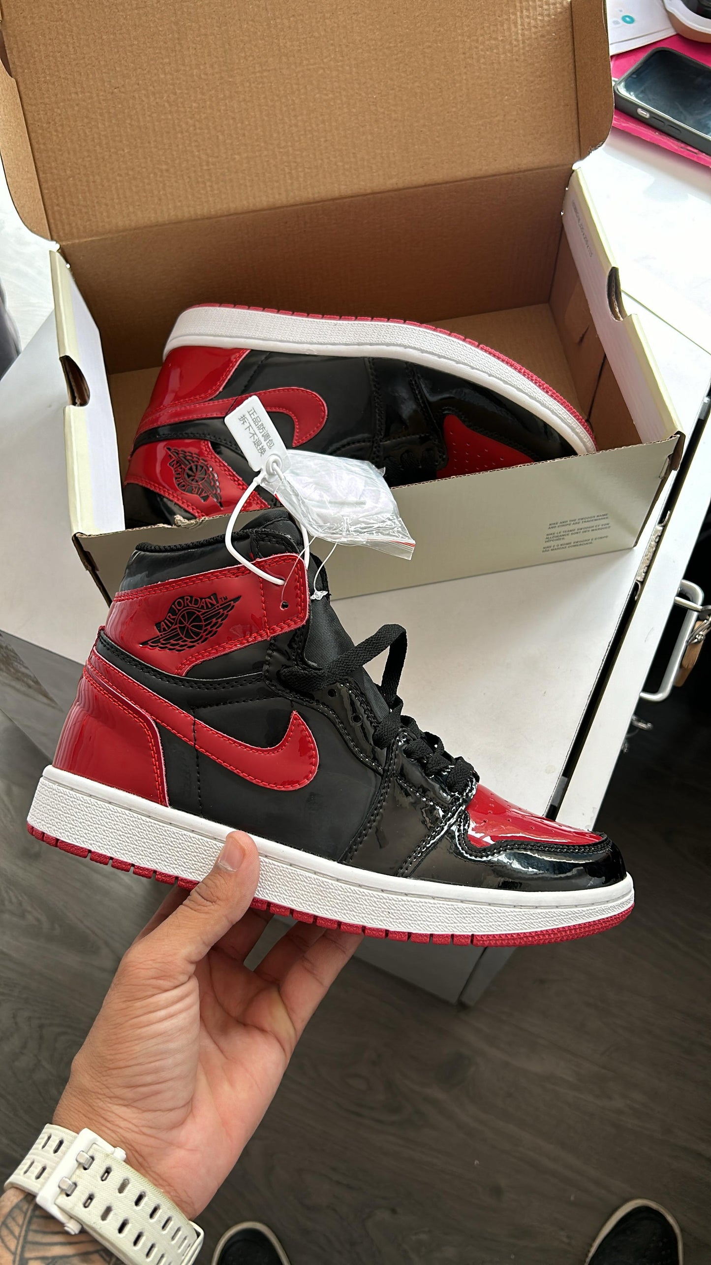 AIR JORDAN 1 HIGH BRED PATENT