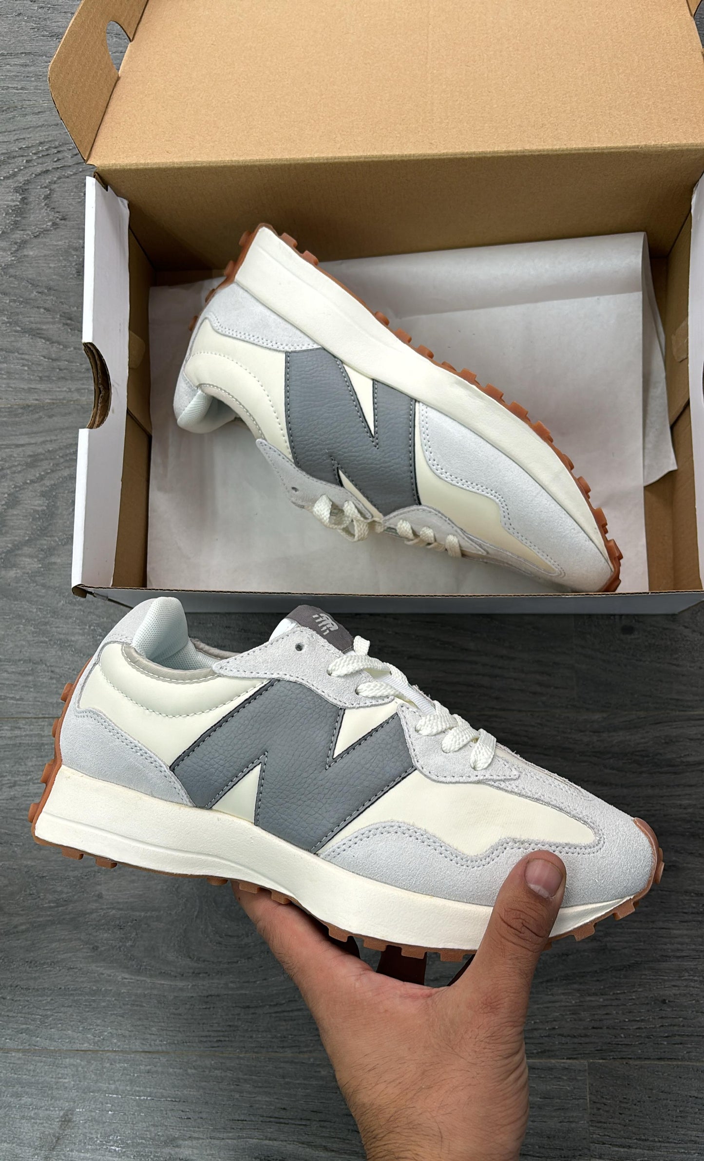 NEW BALANCE 327