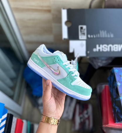 Nike Sb Dunk April