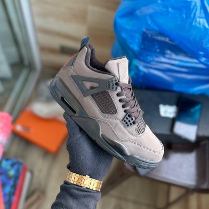 Jordan Retro 4 Taupe Haze Travis scott