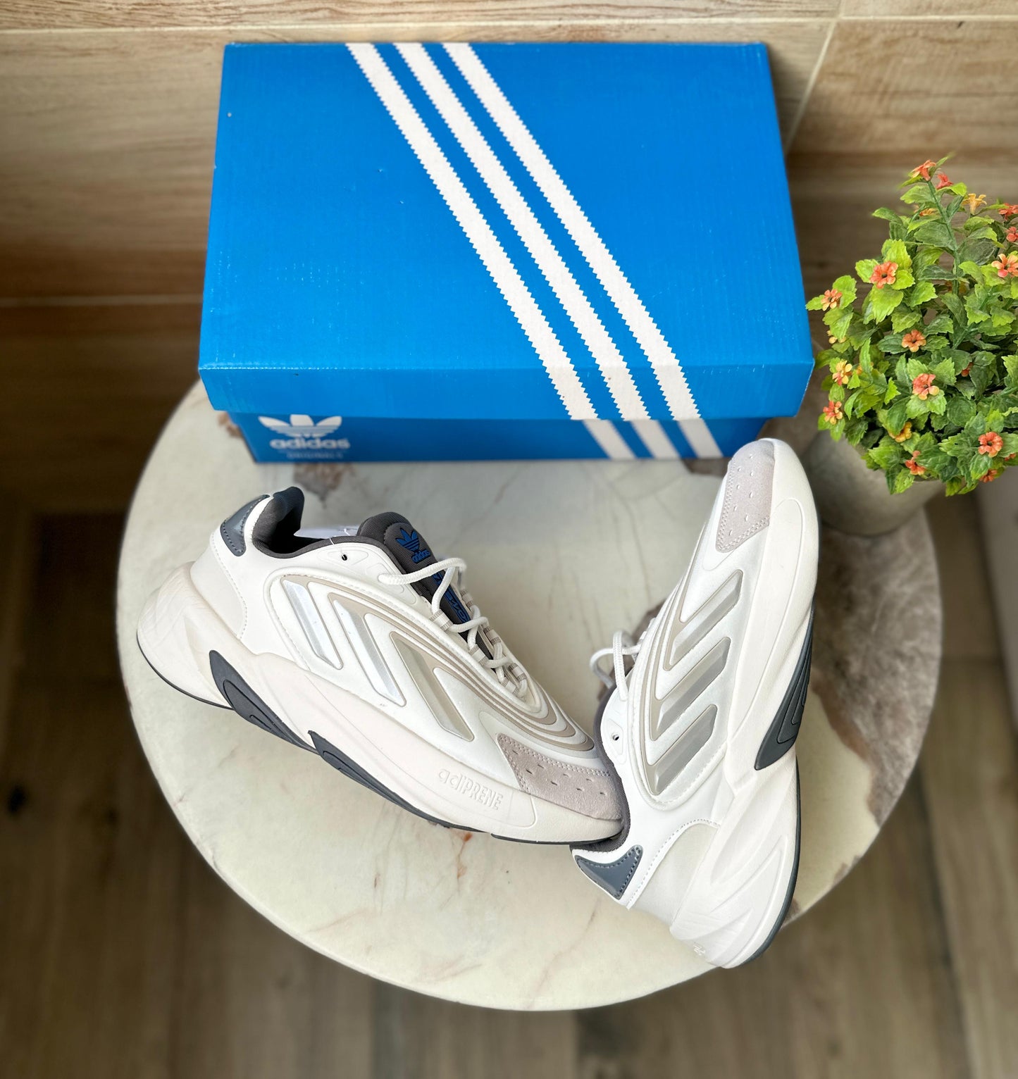 ADIDAS ORIGINALS OZELIA WHITE SILVER