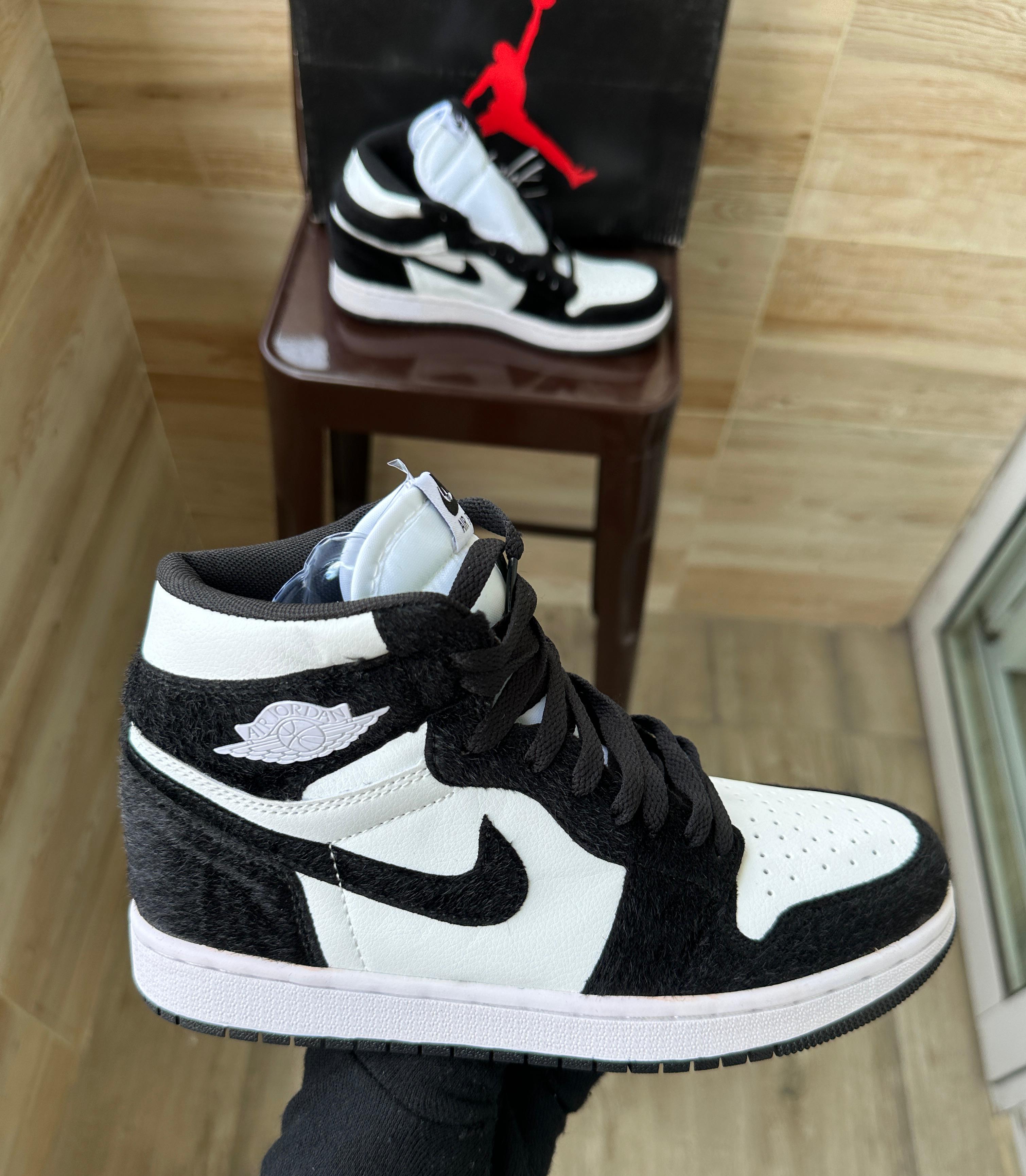 Jordan retro panda best sale