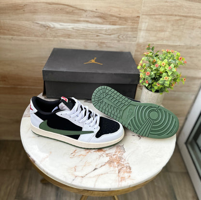 Air Jordan Retro 1 Low Travis scott Noire