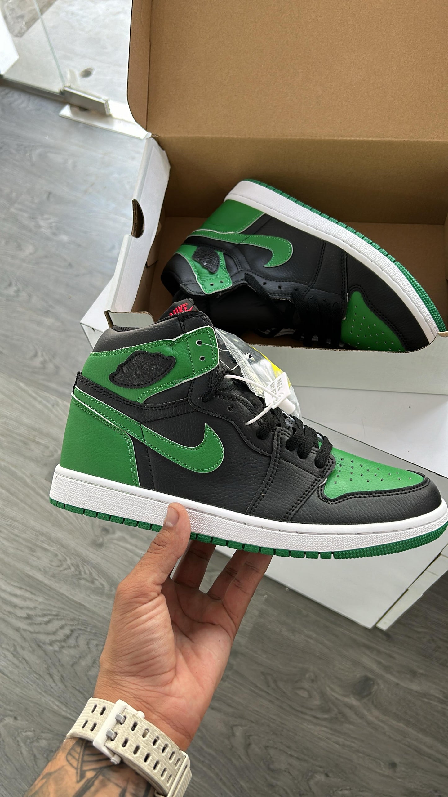 Nike Air Jordan One Pine Black Green