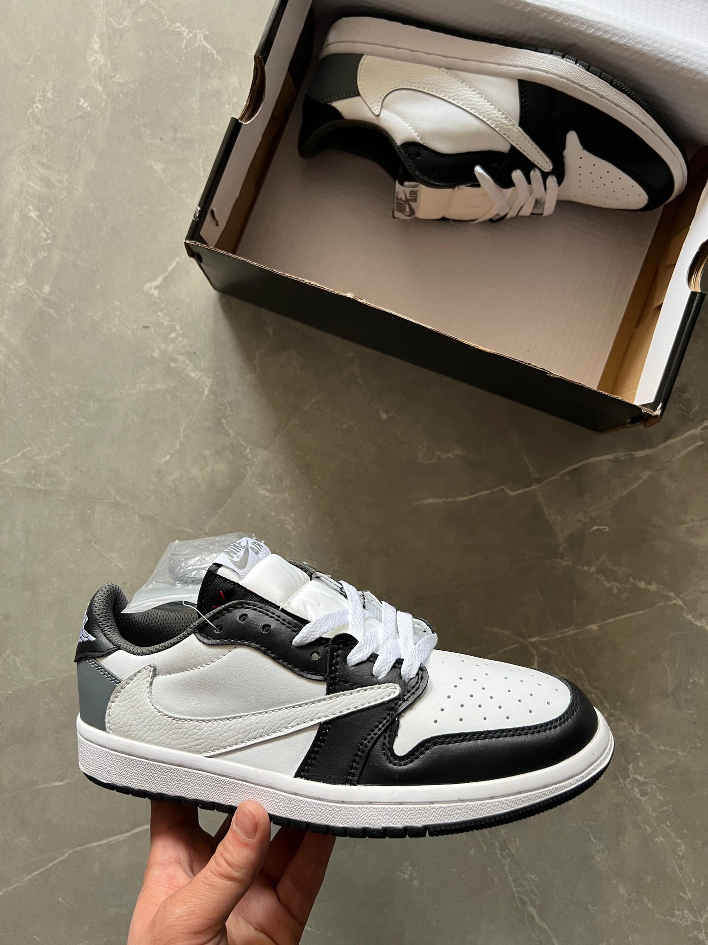 Nike Air Jordan Cut low Travis Scott