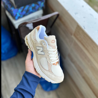 NEW BALANCE 2002R SANDSTONE