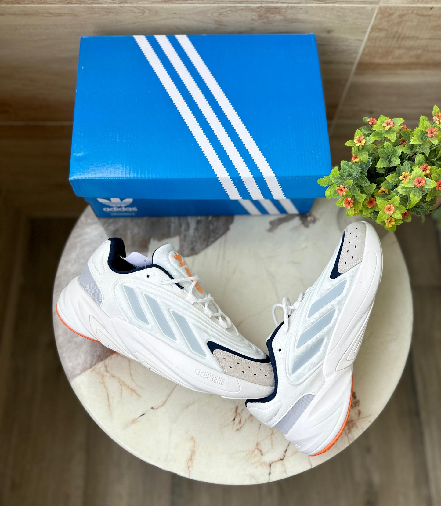 ADIDAS ORGINALS OZELIA WHITE NAVY