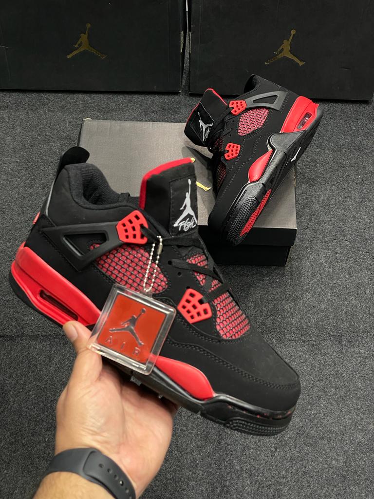 Jordan Retro 4