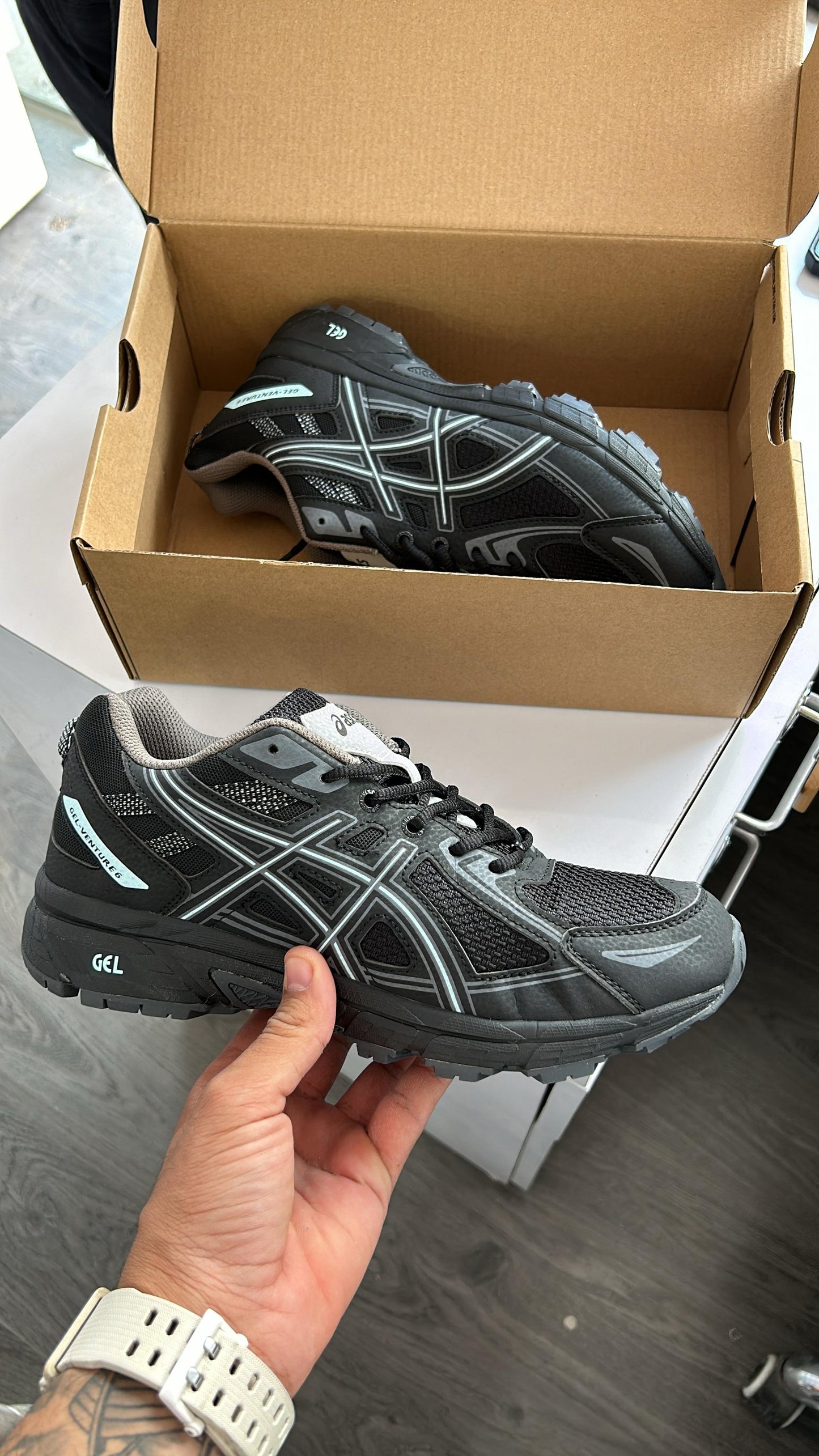 Asics Gel Venture 6