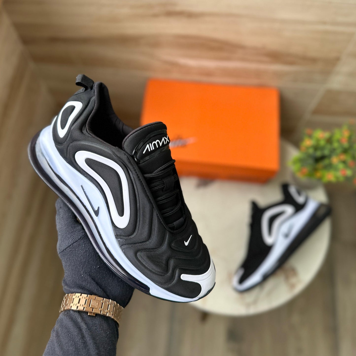 Nike Airmax 720 Oreo