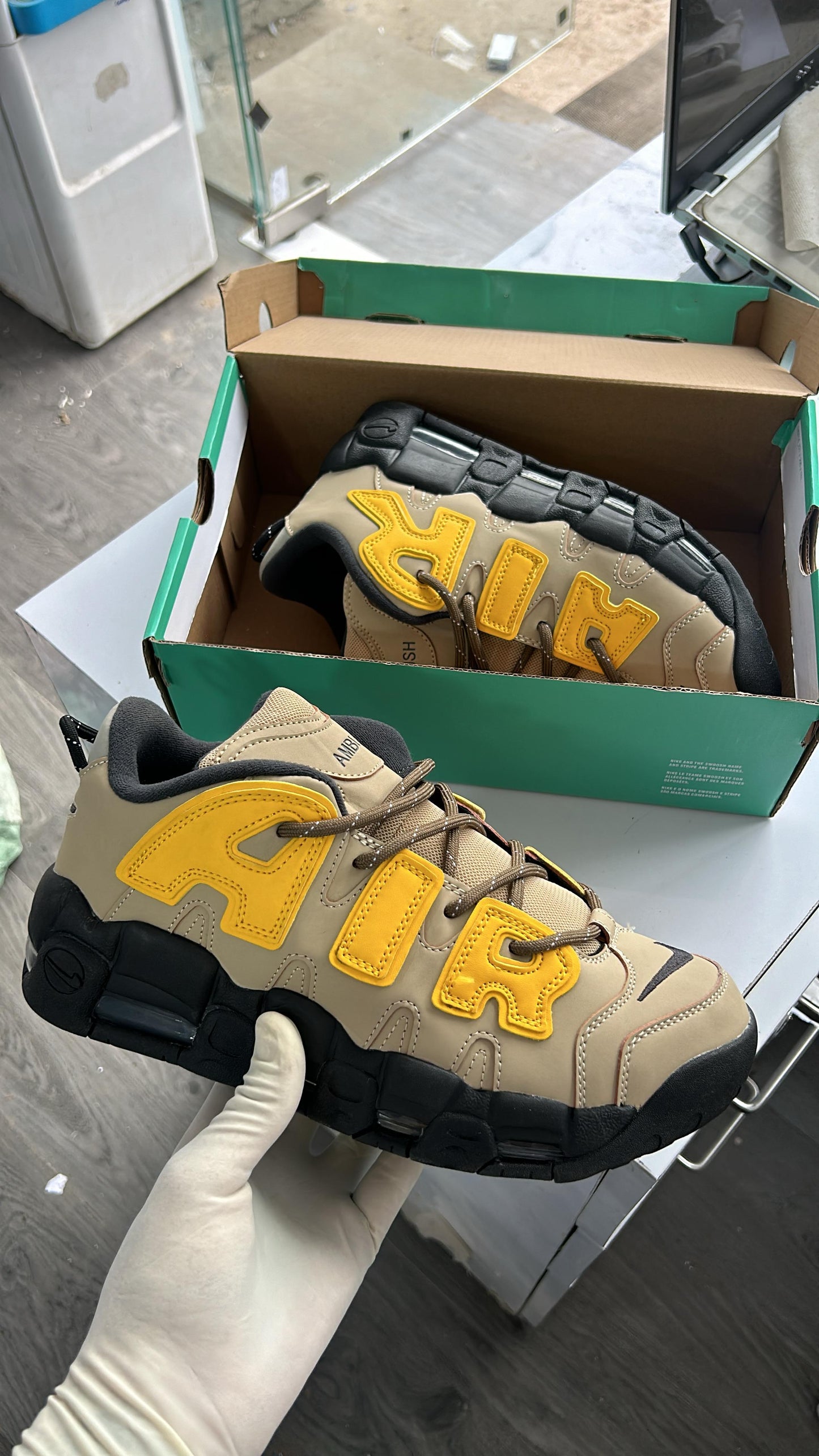 Nike Uptempo